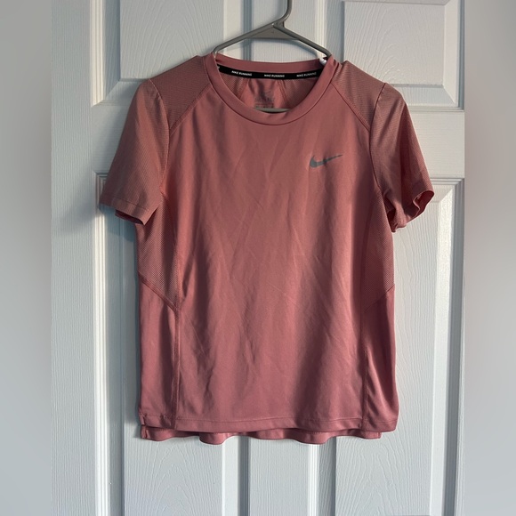 Nike Women's Short Sleeve Pink Tee - Picture 1 of 4